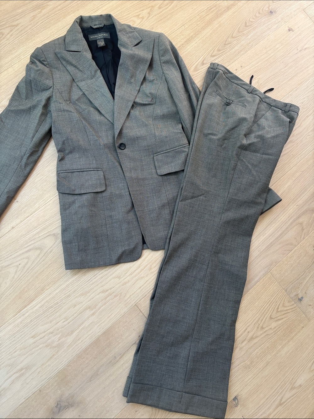 Banana Republic wool suit